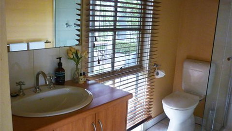 Amelda's Towerhill - St Kilda Accommodation 2