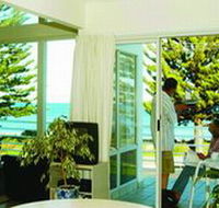 Encounter House - St Kilda Accommodation