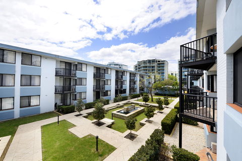 Assured Waterside Apartments - St Kilda Accommodation 0