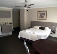 Aston Hill Motor Lodge - St Kilda Accommodation