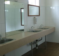 Beachport Caravan Park - St Kilda Accommodation