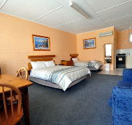 BEST WESTERN Melaleuca Motel  Apartments - St Kilda Accommodation