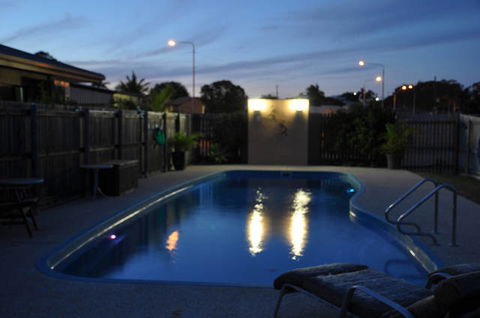 Bluewater Harbour Motel - Bowen - St Kilda Accommodation 0