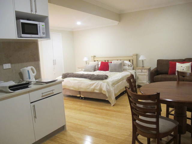 Chapel Hill QLD St Kilda Accommodation