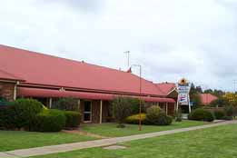 Quality Inn Parkes International - St Kilda Accommodation 0