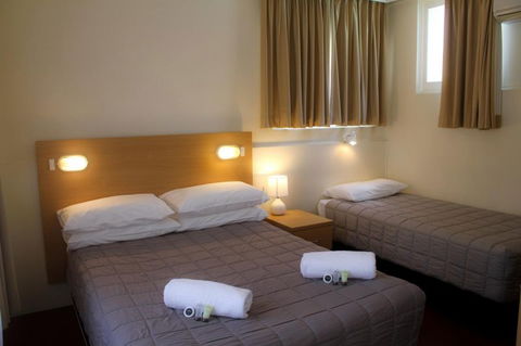 Cowra Motor Inn - St Kilda Accommodation 2