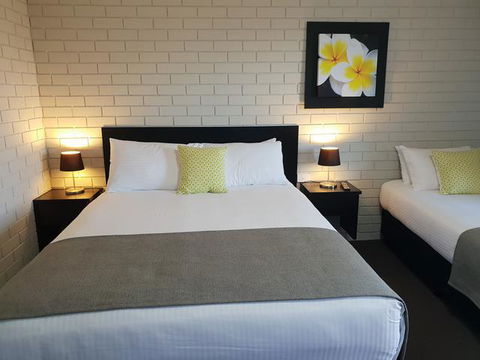 Crystal Fountain Motel - St Kilda Accommodation 1