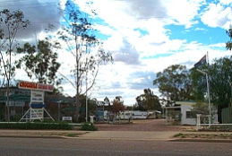 Crocodile Caravan  & Camping Park - St Kilda Accommodation 4