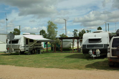 Crocodile Caravan  & Camping Park - St Kilda Accommodation 1
