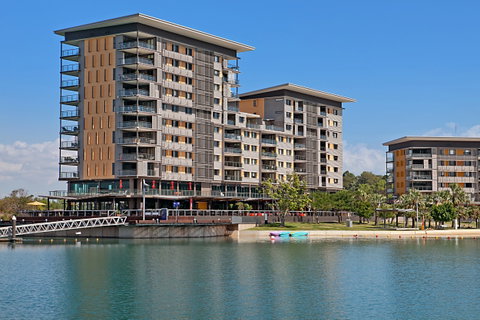 Darwin Waterfront Luxury Suites - St Kilda Accommodation 6