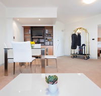 Diplomat Hotel - St Kilda Accommodation