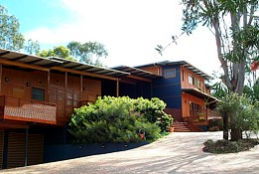 Leatherwood Lodge - St Kilda Accommodation 0