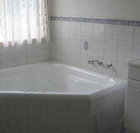 Macburn Self Contained Cottages Dog Friendly - St Kilda Accommodation
