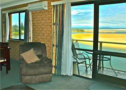 Marcel Towers Holiday Apartments - St Kilda Accommodation 4