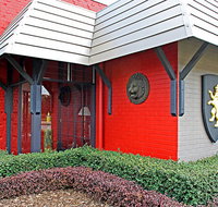 New England Motor Lodge - St Kilda Accommodation