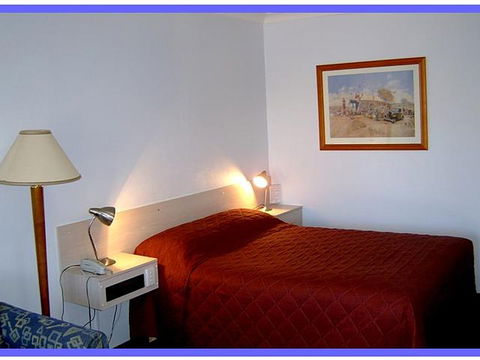 NOAH'S Mid City Motor Inn - St Kilda Accommodation 2