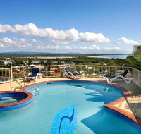Noosa Crest Resort - St Kilda Accommodation