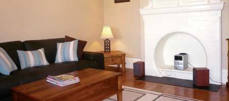 Norah Head Lighthouse - St Kilda Accommodation 2