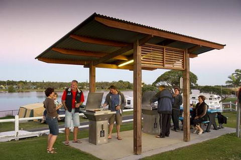 North Coast Holiday Parks Shaws Bay - St Kilda Accommodation 2