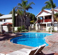 Pelican Shore Villas Kalbarri - St Kilda Accommodation