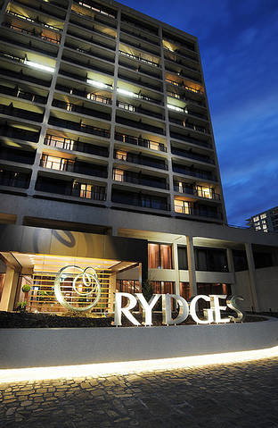 QT Canberra - St Kilda Accommodation 1