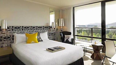QT Canberra - St Kilda Accommodation 11