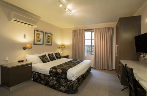 Eltham Gateway Hotel And Conference Centre - St Kilda Accommodation 1