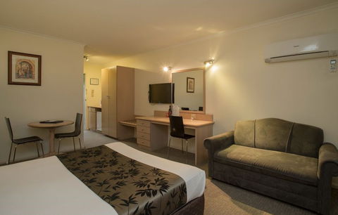 Eltham Gateway Hotel And Conference Centre - St Kilda Accommodation 2