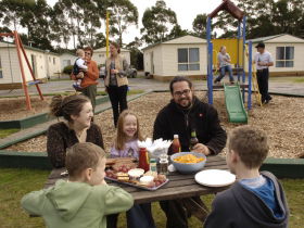 Discovery Holiday Parks  Strahan Cosy Cabins - St Kilda Accommodation 3