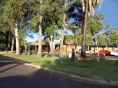 Silver Oaks Motel - St Kilda Accommodation 1