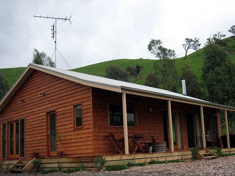 Strath Valley View B And B - St Kilda Accommodation 1