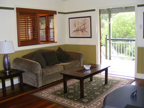 The Sanctuary Springbrook Guest House Cottage - St Kilda Accommodation 3
