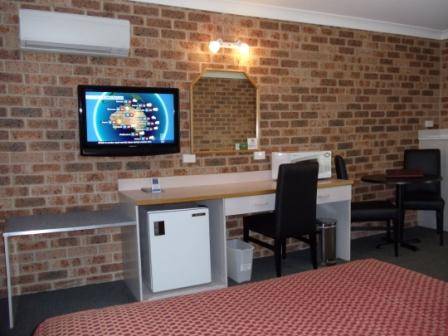 Town & Country Motor Inn Tamworth - St Kilda Accommodation 3