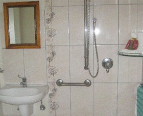 Bromeliad Bed And Breakfast - St Kilda Accommodation 1