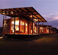 Wildman Wilderness Lodge - St Kilda Accommodation