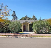 The 17th Tee - St Kilda Accommodation