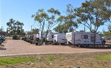 Lightning Ridge Outback Resort And Caravan Park - St Kilda Accommodation 1