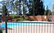 Castlereagh Motor Inn - Gilgandra - St Kilda Accommodation 1