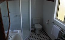 Leconfield House - Leconfield - St Kilda Accommodation 2