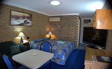 Settlers Motor Inn - Tenterfield - St Kilda Accommodation 0