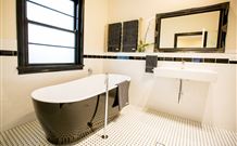 Tenterfield NSW St Kilda Accommodation