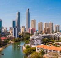 The Emerald Surfers Paradise - St Kilda Accommodation