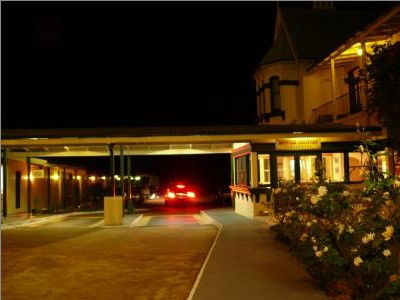 Airlie House Motor Inn - St Kilda Accommodation 1