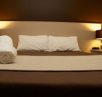 Warners At The Bay - St Kilda Accommodation