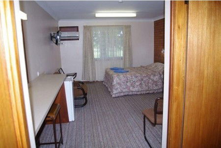 Castlereagh Motor Inn - St Kilda Accommodation 3