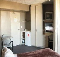 Hotel Saville - St Kilda Accommodation
