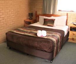 Avlon Gardens Motel - St Kilda Accommodation 0