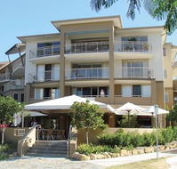The Village Burleigh Heads - St Kilda Accommodation