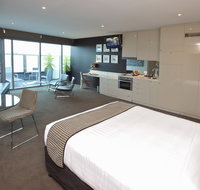 Mantra Bell City - St Kilda Accommodation