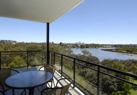 Assured Ascot Quays Apartment Hotel - St Kilda Accommodation 0